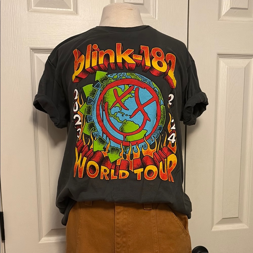Blink 182 T-shirt